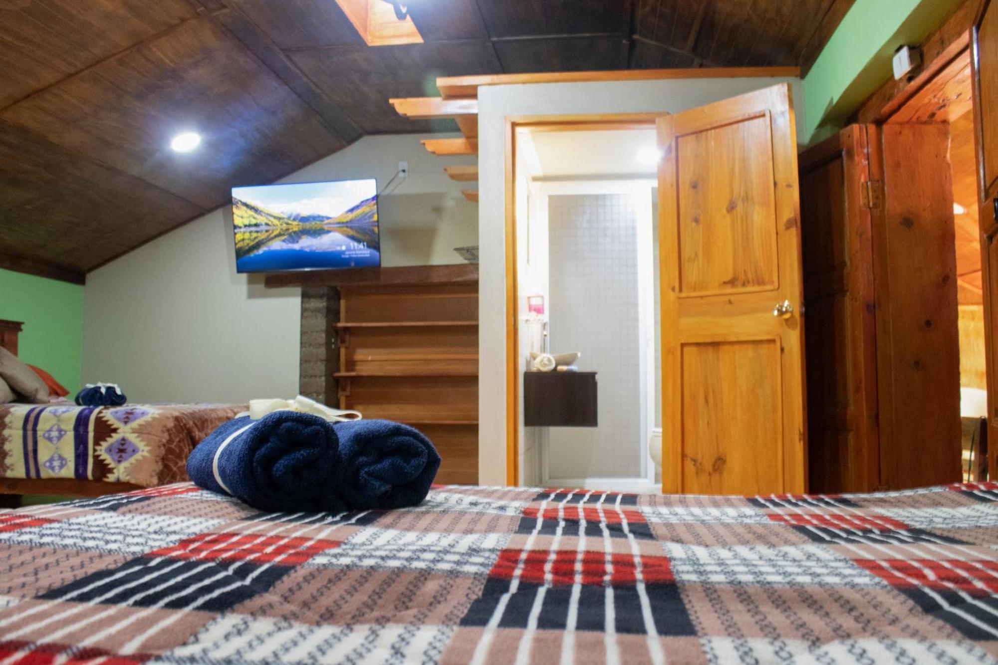 Habitacion Triple Zona Centro ซากัตลัน ภายนอก รูปภาพ